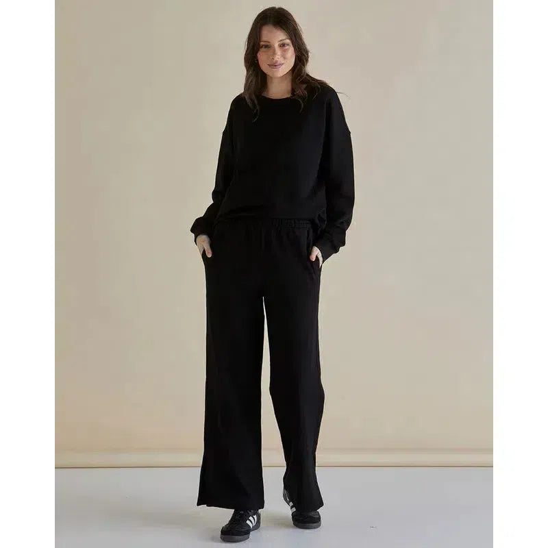 Pace Jogger / Black-Betty Basics-Shop At The Hive Ashburton-Lifestyle Store & Online Gifts