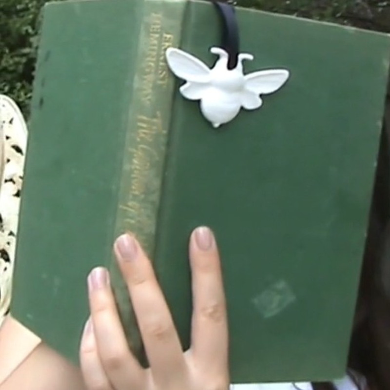 Ceramic Bee Decoration-Moss St. Fragrances-Shop At The Hive Ashburton-Lifestyle Store & Online Gifts