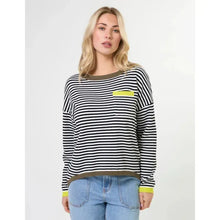 Street Pocket Jumper / Black + Lime