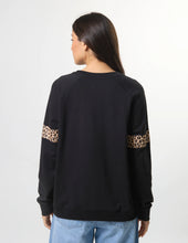 Classic Sweatshirt / Silver Cross Leopard