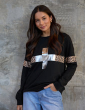 Classic Sweatshirt / Silver Cross Leopard